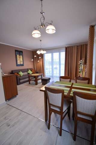 Апартаменты Apartamenty Bryza - Ulanska Свиноуйсьце One-Bedroom Apartment with Parking Place-7